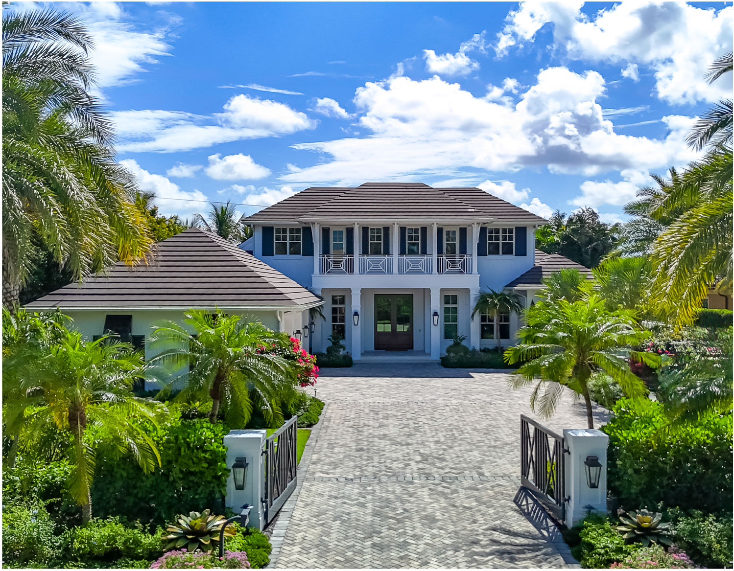 3525 Fort Charles Drive Recent Sale in Port Royal Area of Naples, FL