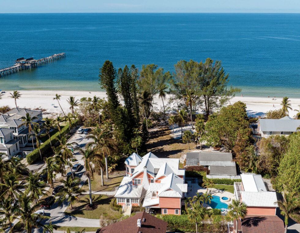 53 Broad Ave S Recently Sold in Naples, FL